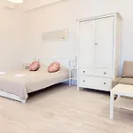 Pacsirta Apartman