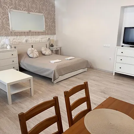 Pacsirta Apartmanhaz Lägenhet *