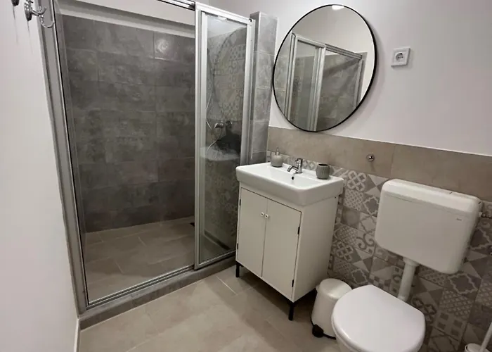 Lägenhet Pacsirta Apartmanhaz *