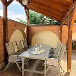 Pacsirta Apartmanhaz