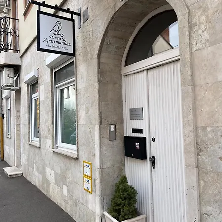 Pacsirta Apartmanhaz Appartement Eger