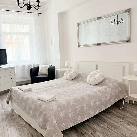 Pacsirta Apartmanhaz Appartement