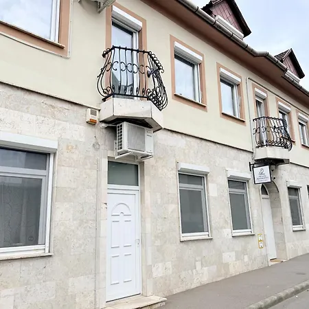 Διαμέρισμα Pacsirta Apartmanhaz Έγκερ